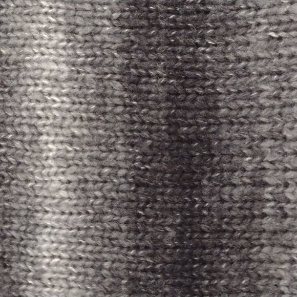 Cato Sweater - Picture 6 of 7